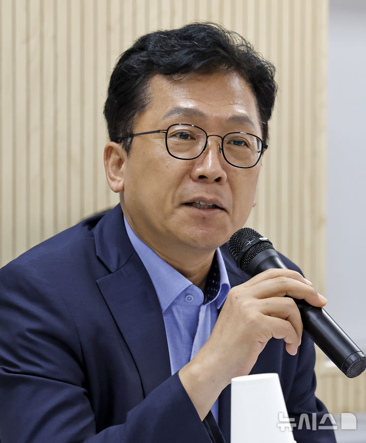 인사말 하는 이병권 차관