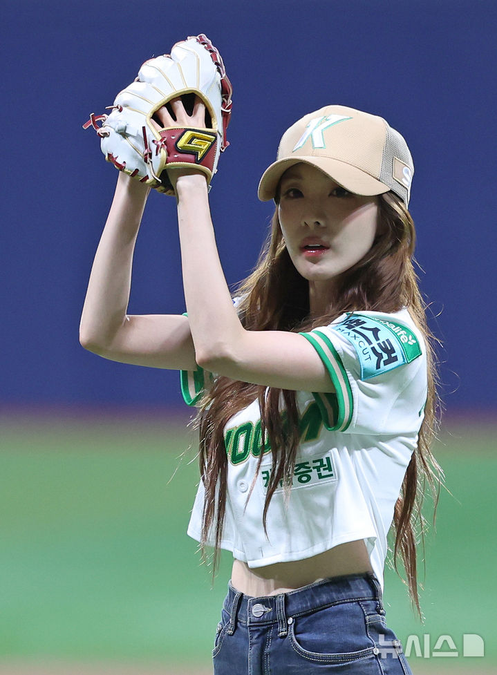 시구하는 산다라박