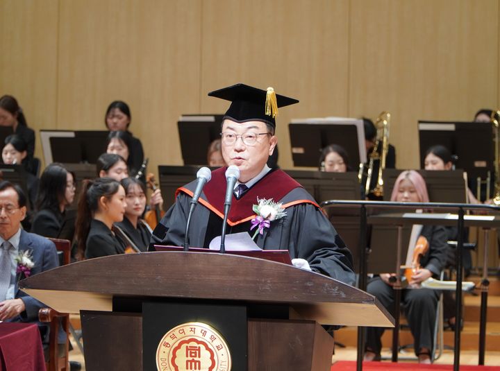 [서울=뉴시스] 임세진 동덕여자대학교 총장이 25일 개최된 '제11대 총장 취임식'에서 취임사를 전하고 있다. (사진=동덕여대 제공) 2026.08.26. photo@newsis.com *재판매 및 DB 금지
