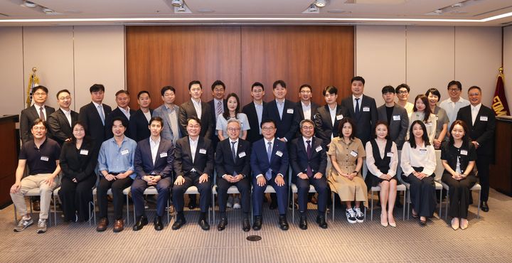 [서울=뉴시스] 박상진 한국산업은행 회장 초청 제191회 중견기업 최고경영자(CEO) 오찬 강연회. (사진=한국중견기업연합회 제공) 2026.08.26. photo@newsis.com *재판매 및 DB 금지