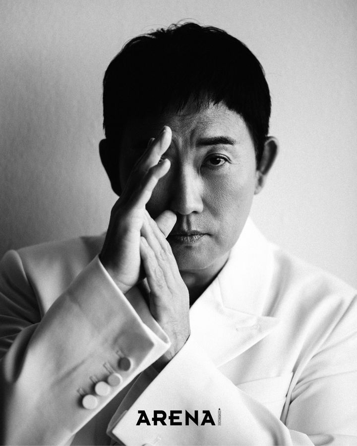 [서울=뉴시스] 이승철. (사진=아레나 옴므 플러스) 2026.08.26. photo@newsis.com *재판매 및 DB 금지