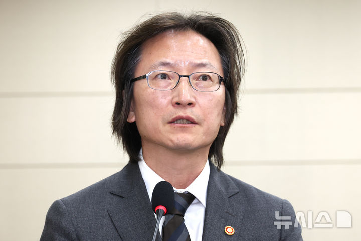 [서울=뉴시스] 최진석 기자 = 주병기 공정거래위원장이 26일 여의도 국회에서 열린 정무위원회 전체회의에서 인사말하고 있다. 2026.08.26. myjs@newsis.com