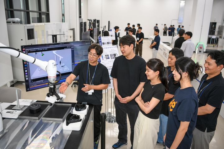 [서울=뉴시스] 현대모비스 제조 혁신기술 전시회인 엠스피어(M-sphere). 2026.8.27. photo@newsis.com *재판매 및 DB 금지