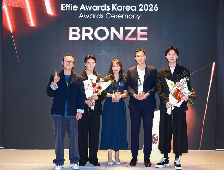 [서울=뉴시스] LG전자는 지난 27일 '2026 에피어워드(Effie Awards Korea)' 전기·전자제품 카테고리에서 가전 구독 캠페인 '걱정하는 마음까지 구독으로 전문케어'로 '브론즈 에피(Bronze Effie)'를 수상했다고 28일 밝혔다. (사진=LG전자 제공) 2026.08.28. photo@newsis.com *재판매 및 DB 금지