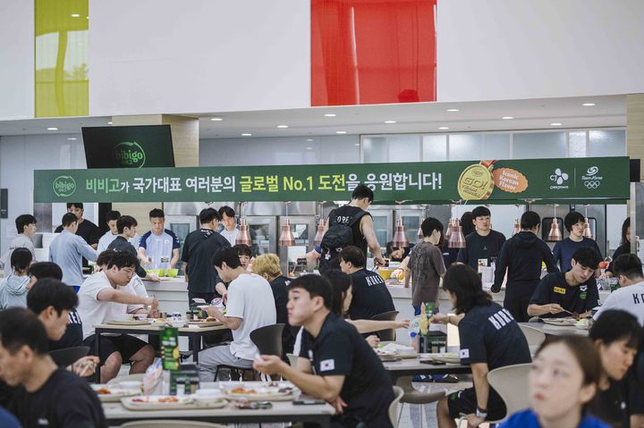 [서울=뉴시스] CJ제일제당이 아이치·나고야 아시안게임을 앞두고 '비비고 데이'를 진행했다. (사진=CJ 제공) *재판매 및 DB 금지