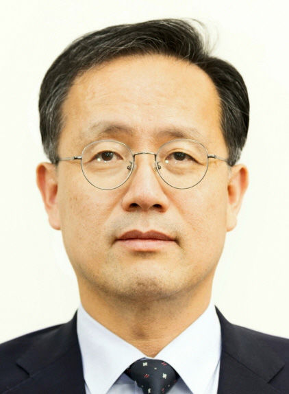 [서울=뉴시스] 김진아 기자= 이재명 대통령이 30일 경제부총리 겸 재정경제부 장관 후보자로 이형일 재정경제부 1차관을 지명했다. (사진=청와대 제공) 2026.08.30. photo@newsis.com *재판매 및 DB 금지
