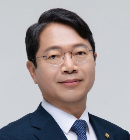 [서울=뉴시스] 김진아 기자= 이재명 대통령이 30일 법무부 장관 후보자에 김승원 더불어민주당 의원을 지명했다. (사진=청와대 제공) 2026.08.30. photo@newsis.com *재판매 및 DB 금지