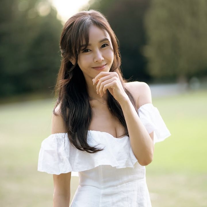 [서울=뉴시스] 지나. (사진 = 인스타그램 캡처) 2026.08.31. photo@newsis.com *재판매 및 DB 금지