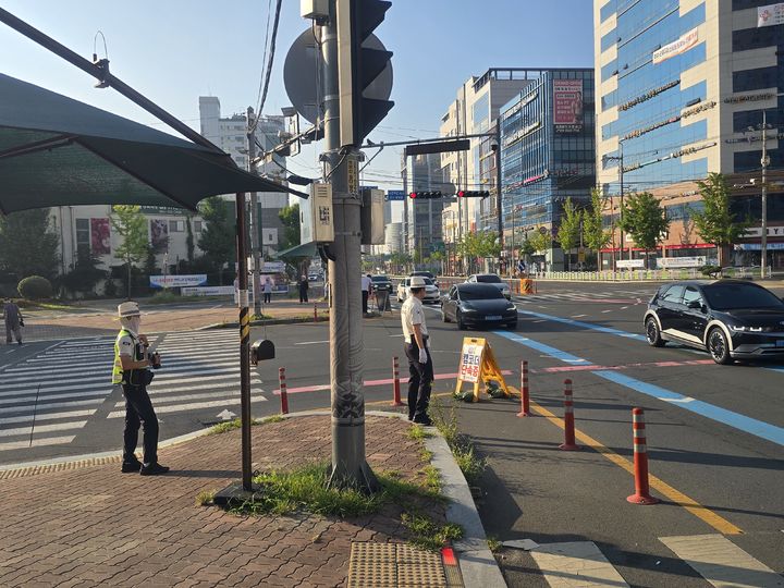 [진주=뉴시스]진주경찰서, '꼬리물기' 집중단속.(사진=진주경찰서 제공).2026.08.31.photo@newsis.com *재판매 및 DB 금지