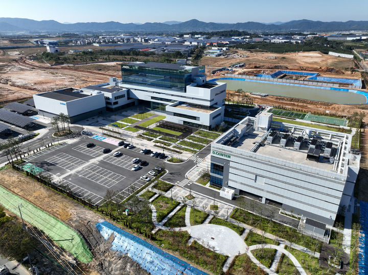 [전남광주=뉴시스] 전남광주 첨단3지구 인공지능 집적단지 내 국가 AI데이터센터 전경. (사진=뉴시스DB) 2026.08.31. photo@newsis.com *재판매 및 DB 금지