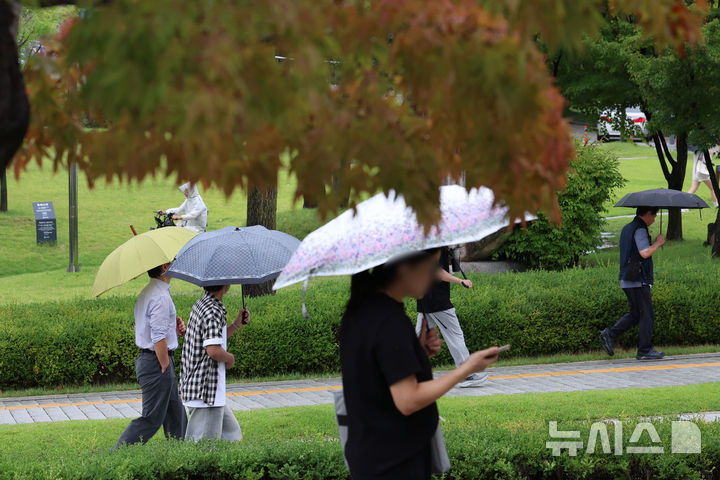 부산, 흐리고 26일까지 비…예상 강수량 최대 120㎜↑