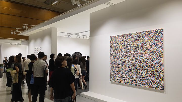 [사진=박현주 미술전문기자] 데이미언 허스트의 작품들로 꾸민 프리즈 서울 2026 가고시안 부스. *재판매 및 DB 금지