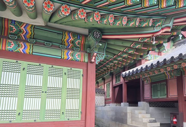 [서울=뉴시스] 윤현성 기자 = 3일 오전 서울 종로구 창덕궁에서 '갤럭시 Z 폴드8 울트라' 카메라를 이용해 촬영한 궁궐 내부의 모습. 2026.09.03. hsyhs@newsis.com *재판매 및 DB 금지