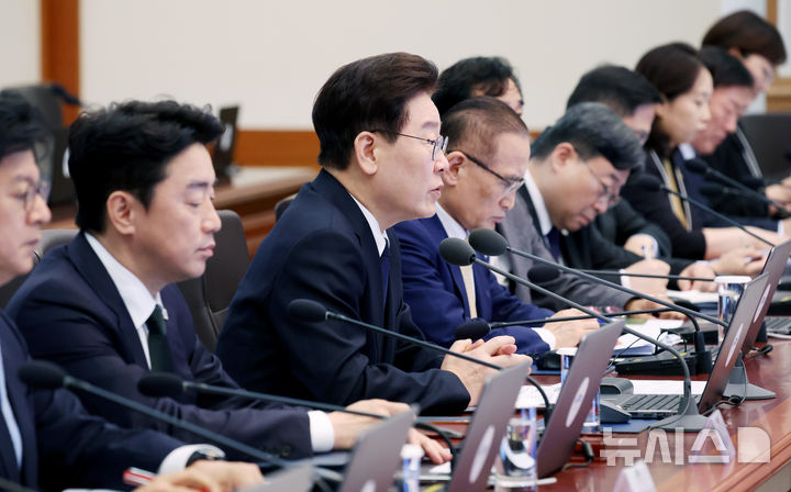[서울=뉴시스] 조성봉 기자 = 이재명 대통령이 3일 청와대에서 열린 수석보좌관회의에서 발언하고 있다. 2026.09.03. suncho21@newsis.com