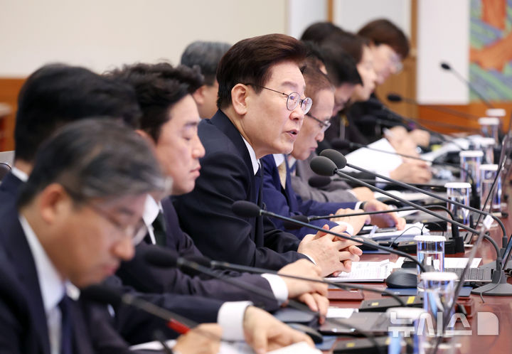 [서울=뉴시스] 조성봉 기자 = 이재명 대통령이 3일 청와대에서 열린 수석보좌관회의에서 발언하고 있다. 2026.09.03. suncho21@newsis.com