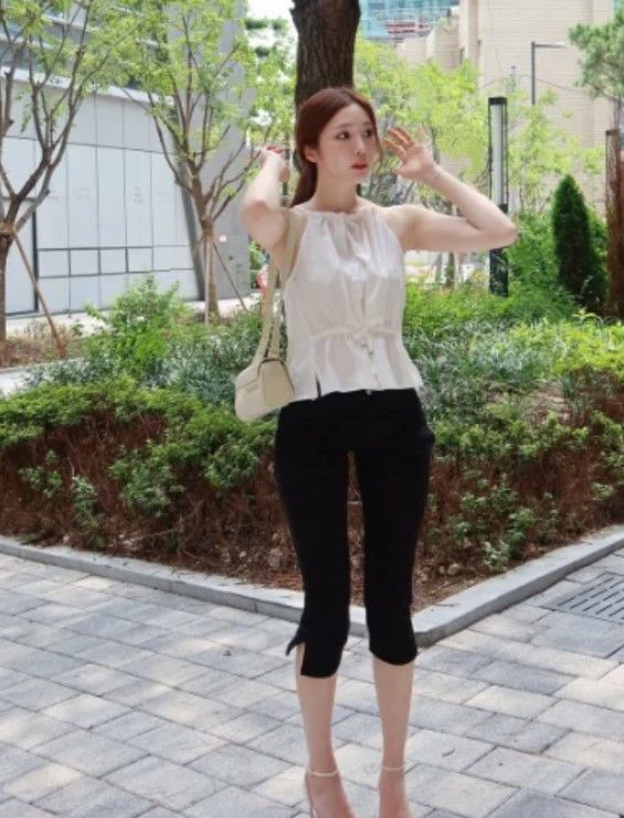 [서울=뉴시스](사진=성해은 인스타그램 캡처)2026.09.04.