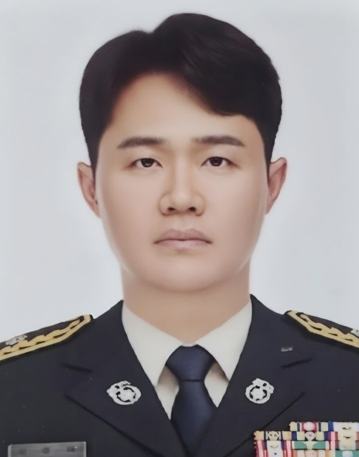 [대전=뉴시스] 대전 유성소방서 119구급대 소속 김경태 소방위. (사진=대전소방본부 제공) 2026.09.05. photo@newsis.com *재판매 및 DB 금지