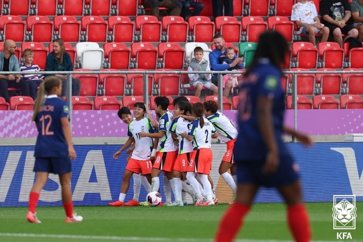[서울=뉴시스]박윤정호, U-20 여자월드컵서 프랑스와 1-1 무승부. (사진=대한축구협회 제공)