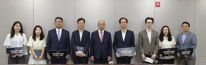 법제처, 특별성과 포상…'AI 법령 비서' 서비스 기여 사무관 등 