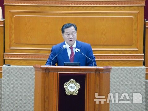 [안양=뉴시스] 질의에 나선 김정중 경기 안양시의원. (사진=뉴시스 DB). photo@newsis.com 