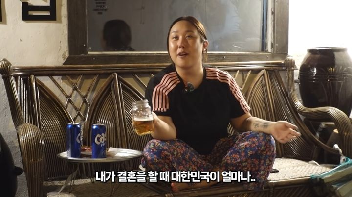 [서울=뉴시스] 방송인 풍자가 7일 유튜브 채널을 통해 미래의 배우자를 공개하지 않겠다고 밝혔다. (사진=유튜브 채널 '풍자테레비' 화면 캡처) 2026.09.08. photo@newsis.com&nbsp; *재판매 및 DB 금지