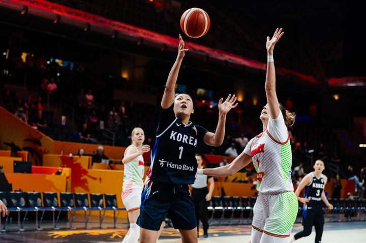 [서울=뉴시스] 한국 여자 농구 대표팀의 박지현. (사진=FIBA 홈페이지 캡처) 2026.09.07. photo@newsis.com *재판매 및 DB 금지