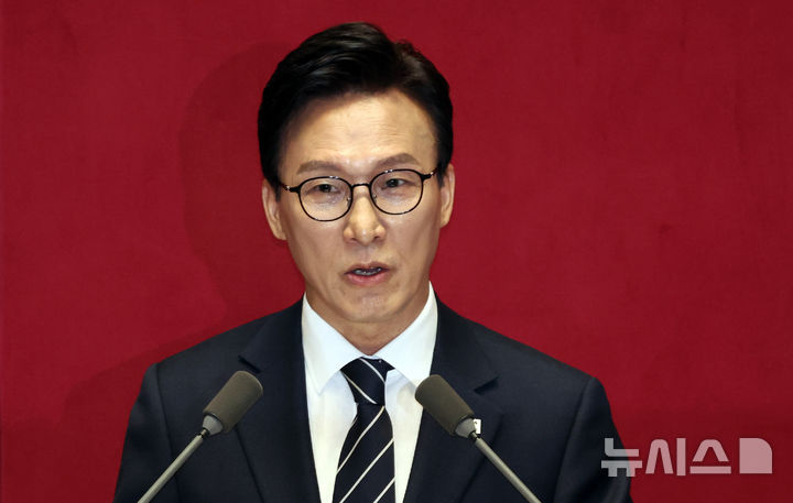 [서울=뉴시스] 최진석 기자 = 김민석 더불어민주당 대표가 7일 여의도 국회 본회의장에서 열린 제439회 국회(정기회) 제03차 본회의에서 국정에 관한 교섭단체 대표연설을 하고 있다. 2026.09.07. myjs@newsis.com