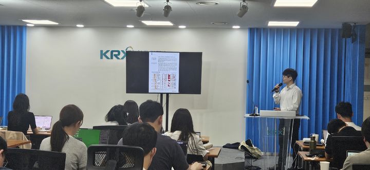 신한투자증권 "변동성 장세, 금·비트코인·美 배당주 담아라"