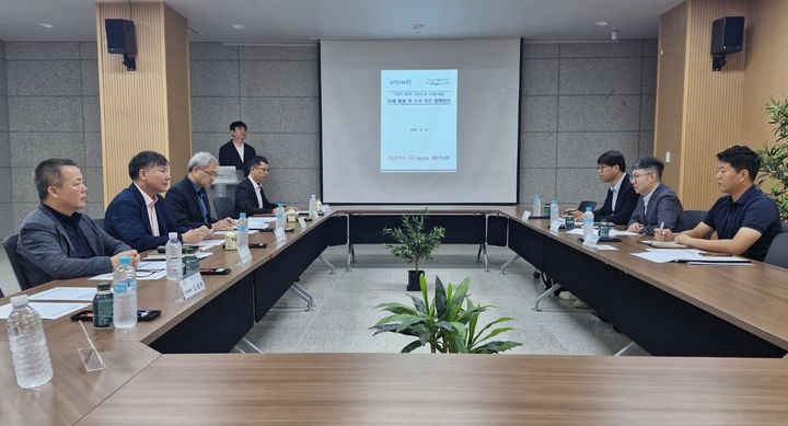 [아산=뉴시스] 아산시와 당진시, 한국도로공사가 아산~당진 고속도로 조기 착공을 위해 실무회의를 개최했다. (사진=아산시 제공) 2026.09.08 photo@newsis.com *재판매 및 DB 금지
