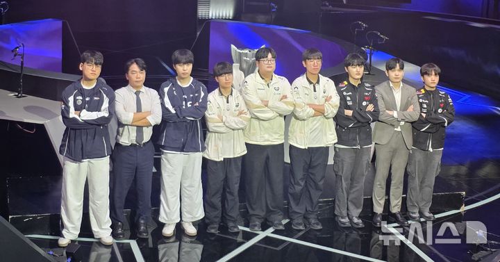 [서울=뉴시스]오동현 기자 = 젠지, 한화생명e스포츠, T1은 8일 서울 종로구 치지직 롤파크에서 열린 '2026 LCK 파이널 미디어데이'에서 저마다 우승을 차지하겠다는 포부를 밝혔다. 2026. 09. 09. odong85@newsis.com