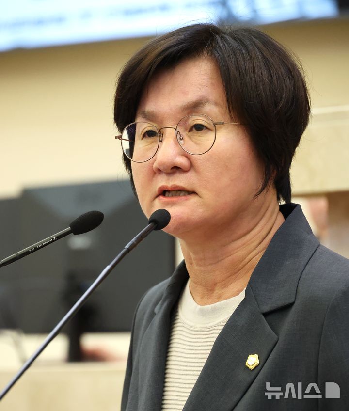 [포항=뉴시스] 포항시의회 본회의에 자유 발언하는 김은주 의원. (사진=포항시의회 제공) 2026.09.08. photo@newsis.com 