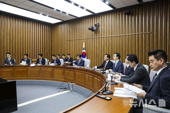 [서울=뉴시스] 정병혁 기자 = 8일 서울 여의도 국회에서 대법관(김성수)임명동의에관한인사청문특별위원회 전체회의가 열리고 있다. 2026.09.08. jhope@newsis.com