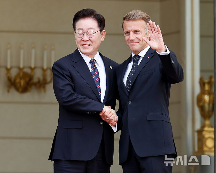 한불 정상회담 계기 삼성전자-미스트랄AI 투자협약…양국 9건의 협정·MOU