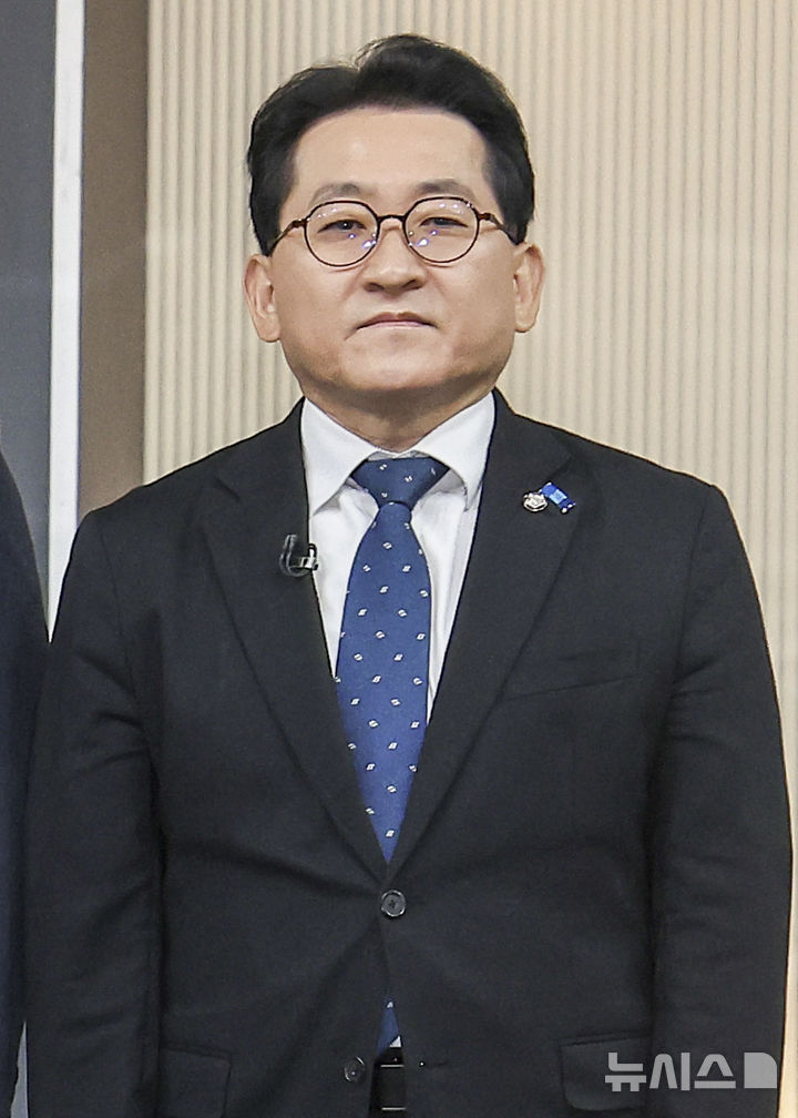 [서울=뉴시스] 정병혁 기자 = 차규근 조국혁신당 의원이 9일 서울 영등포구 KBS별관에서 열린 ‘주택 가격 안정화 정책’ 및 ‘주택공급 확대 방안’ 관련 정책토론회에 참석하고 있다. 2026.09.09. jhope@newsis.com