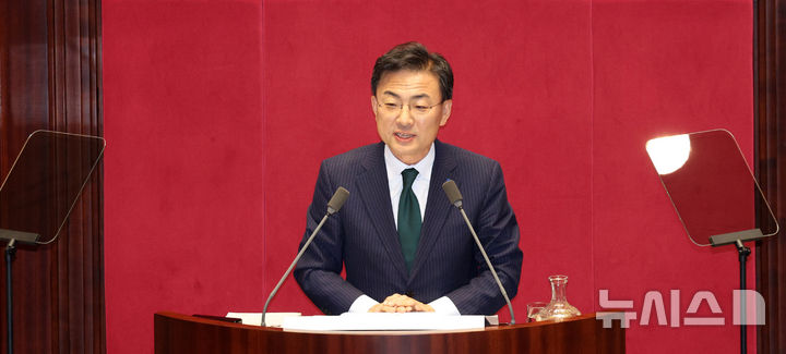 [서울=뉴시스] 고범준 기자 = 신장식 조국혁신당 대표가 9일 서울 여의도 국회에서 열린 제439회 국회(정기회) 제5차 본회의에서 비교섭단체 대표발언을 하고있다. 2026.09.09. bjko@newsis.com