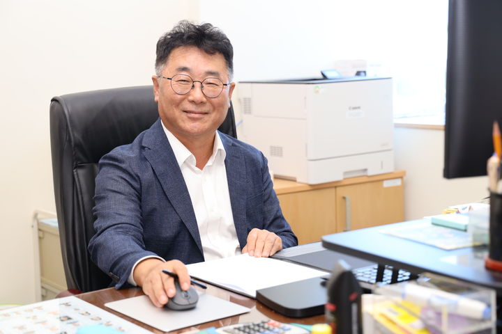 [세종=뉴시스] 홍영호 한국농업기술진흥원 신임 부원장. (사진=농진원 제공) *재판매 및 DB 금지