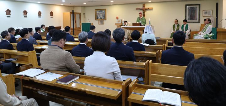 [서울=뉴시스] 국회 가톨릭신도의원회 2027 서울 세계청년대회 동행 미사 (사진=천주교 서울대교구 제공) 2026.09.10. photo@newsis.com *재판매 및 DB 금지