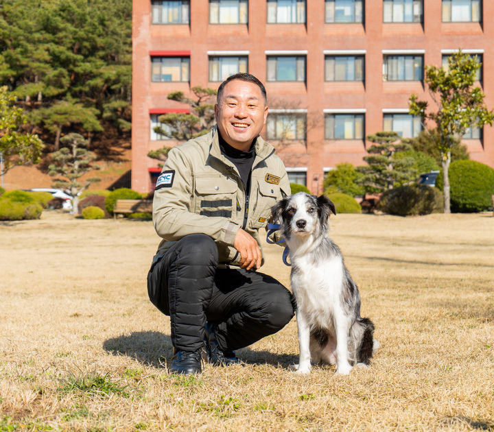 [전남광주=뉴시스] 동신대학교 이웅종 석좌교수. (사진=동신대 제공) 2026.09.10. photo@newsis.com *재판매 및 DB 금지