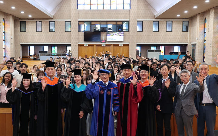[대전=뉴시스] 목원대학교 2학기 외국인 유학생 입학식 기념촬영. (사진=목원대 제공) 2206.09.11. photo@newsis.com.  *재판매 및 DB 금지