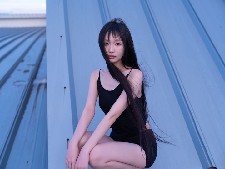BTS Producer Hiss noise Joins Ryu Sujeong for 6-Track Mini Album With Full MV Rollout