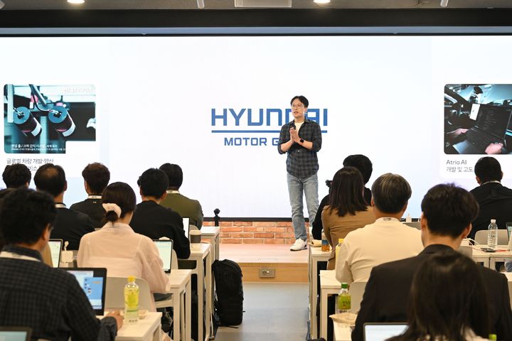 [판교=뉴시스] 박민우 현대차그룹 첨단차플랫폼본부(AVP)본부장 사장이 11일 경기 성남시 판교 포티투닷 본사에서 열린 자율주행 미디어 데이 행사에서 발언하고 있다. (사진=현대차그룹 제공) 2026.9.13. photo@newsis.com *재판매 및 DB 금지