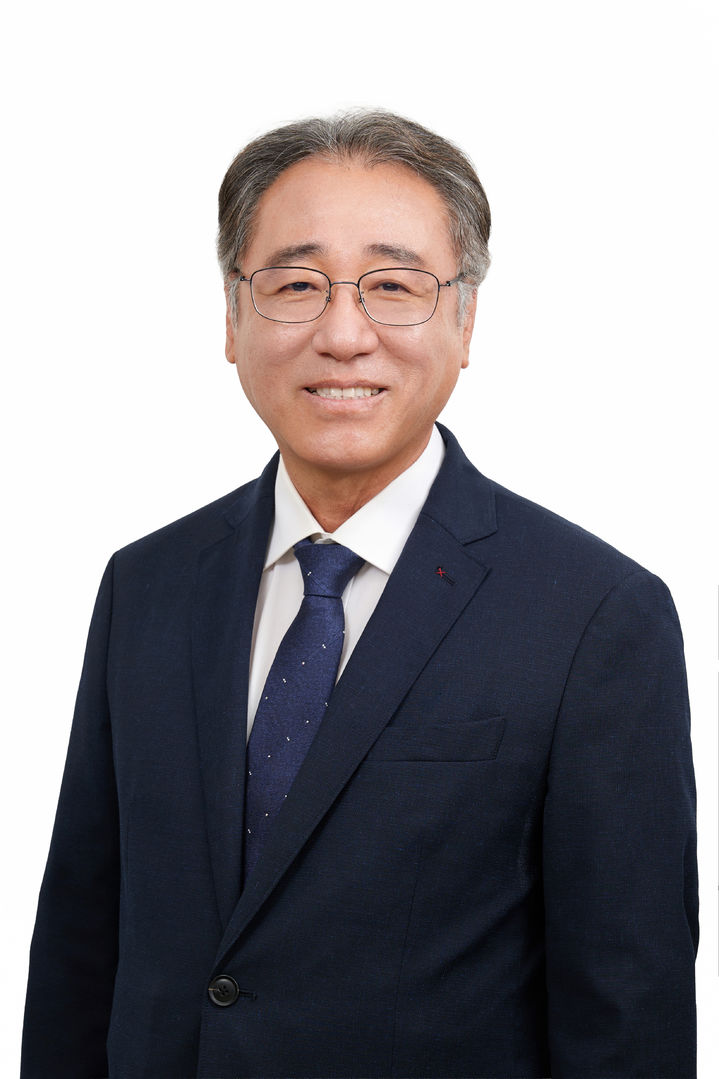 [부산=뉴시스] 학교법인 성지학원은 이사회를 통해 제12대 부산외국어대학교 총장으로 권오경(64) 한국어교육전공 교수를 선임했다고 13일 밝혔다. (사진=부산외대 제공) 2026.09.13. photo@newsis.com *재판매 및 DB 금지