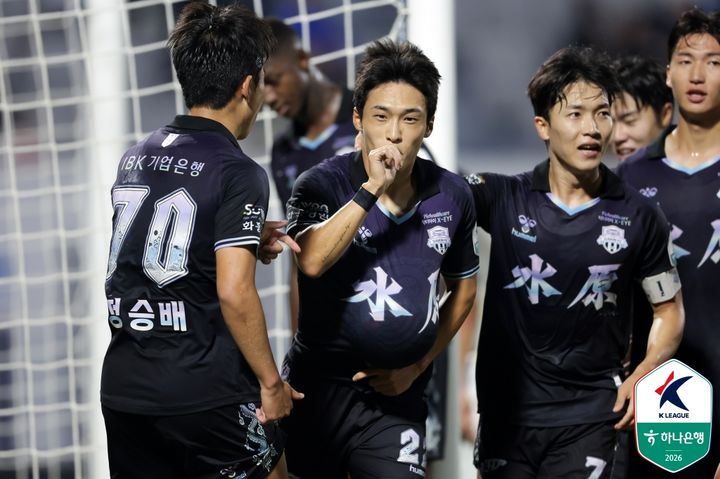 [서울=뉴시스] 프로축구 K리그2 수원FC의 서재민. (사진=한국프로축구연맹 제공) 2026.09.13. photo@newsis.com *재판매 및 DB 금지