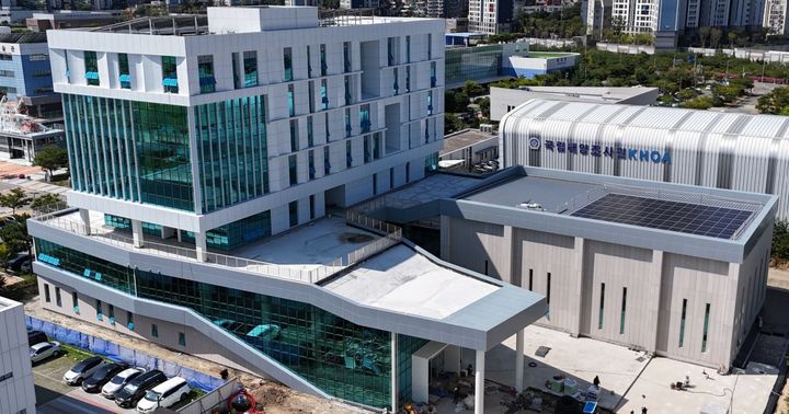[부산=뉴시스] 부산 영도 동삼혁신지구에 해양 연구기관과 기업을 연결하는 산학연 협력 거점 'K-OceanX'가 문을 열고 본격 운영에 들어간다. (사진=부산시 제공) 2026.09.14 photo@newsis.com *재판매 및 DB 금지