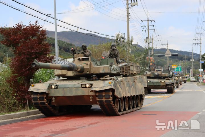 [양주=뉴시스]육군 제8기동사단 전술훈련.(사진=육군 제8기동사단 제공)photo@newsis.com