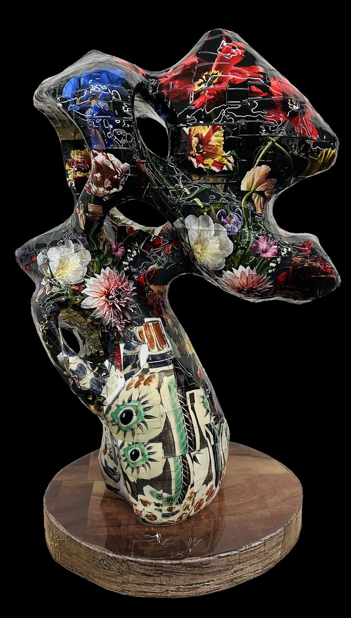 구성 Composition, 2023, Archival pigment print, mixed media, 80 x 53 x 122(h) cm *재판매 및 DB 금지
