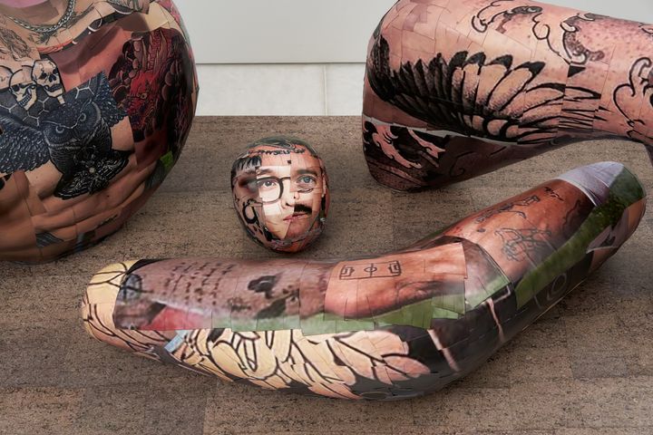 네조각으로 구성된 비스듬히 기댄 형태 Four-Piece Composition Reclining Figure, 2022-2023,Archival pigment print,mixed media,180 x 90 x 110 cm *재판매 및 DB 금지