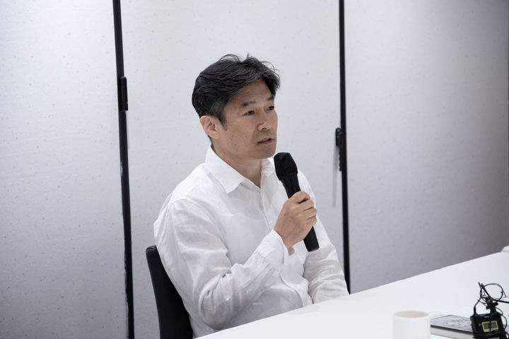 [서울=뉴시스] 15일 서울 중구 한 식당에서 열린 '제16회 혼불문학상' 기자간담회에서 오수완 작가가 발언하고 있다. (사진=다산북스 제공) 2026.09.15. photo@newsis.com *재판매 및 DB 금지