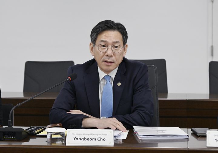 [서울=뉴시스] 조용범 기획예산처 차관이 15일 서울 중구 한국재정정보원에서 독일 연방의회 재정위원회 대표단과 면담을 하고 있다. (사진=기획예산처 제공) 2026.09.15. photo@newsis.com *재판매 및 DB 금지