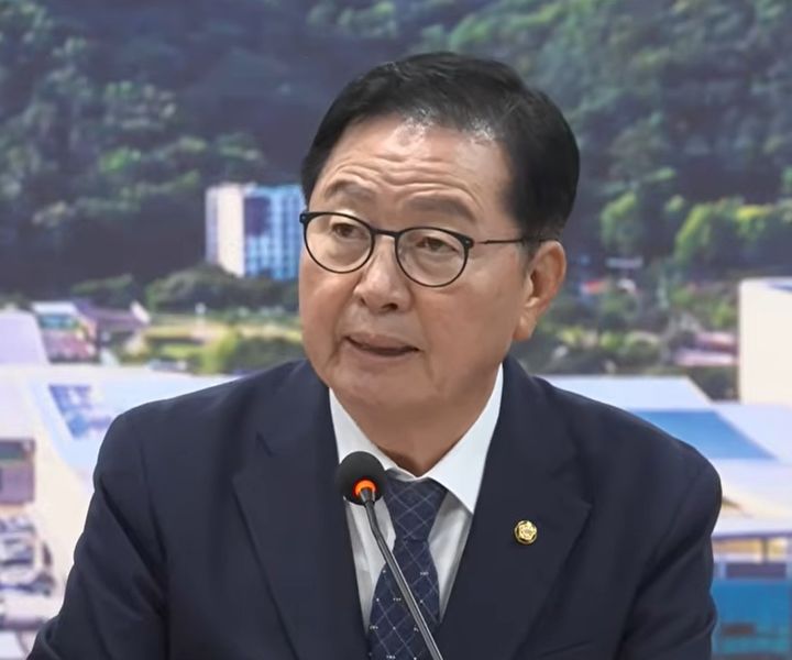 [대전=뉴시스] 조명휘 기자 = 장종태(서구갑) 더불어민주당 대전시당위원장이 16일 오전 대전시청에서 열린 현장최고위원회 회의에 참석해 발언하고 있다. (사진= 민주TV캡처) 2026.09.16. *재판매 및 DB 금지